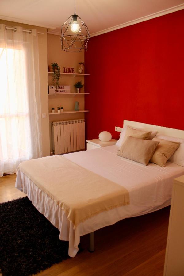 Ferienwohnung Atico En El Centro Con Amplia Terraza Entrena Exterior foto