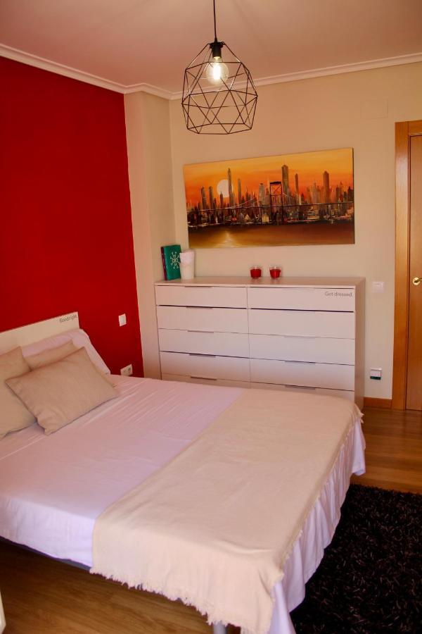 Ferienwohnung Atico En El Centro Con Amplia Terraza Entrena Exterior foto
