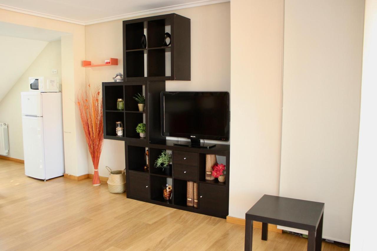 Ferienwohnung Atico En El Centro Con Amplia Terraza Entrena Exterior foto