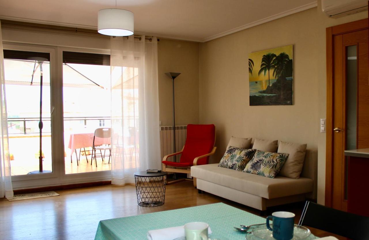 Ferienwohnung Atico En El Centro Con Amplia Terraza Entrena Exterior foto
